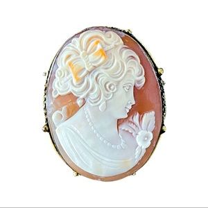 Antique Cameo that Converts from Brooch to Pendant